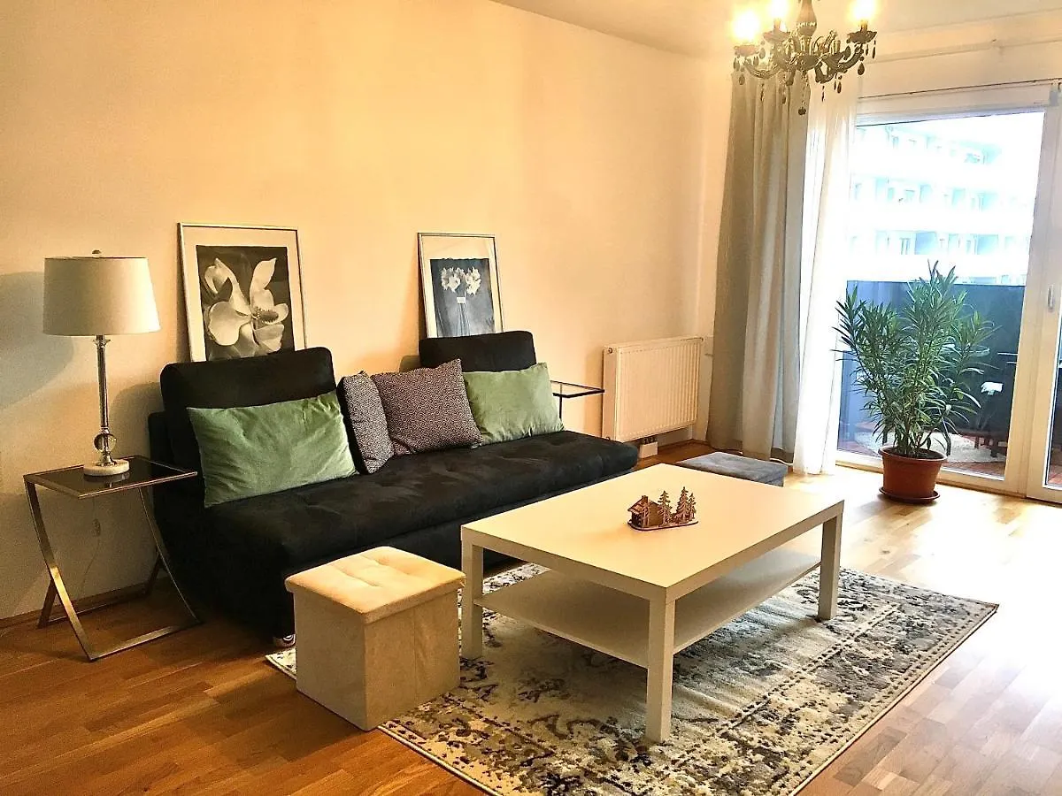 2 Bedroom Apartment Next To Metro U1 And Pr Garage Βιέννη